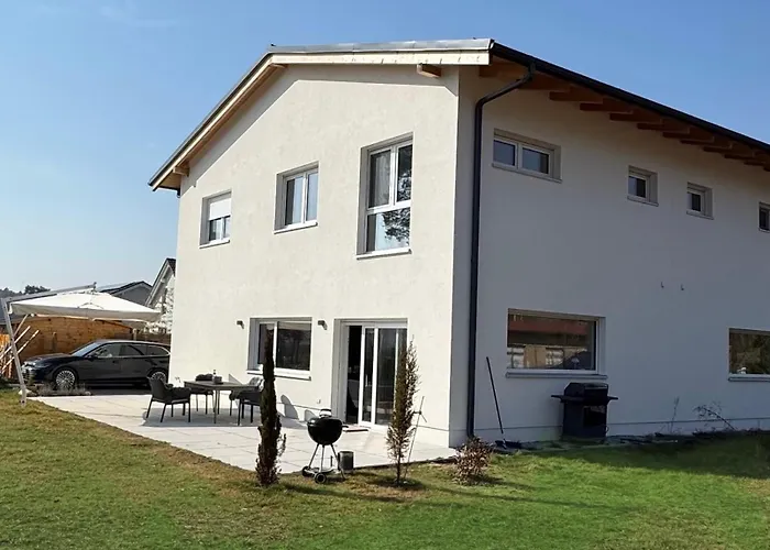 Modernes Ferienhaus Mit 3 Schlafzimmern In Der Naehe Vom Scharmuetzelsee